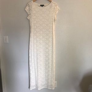 Women’s cream maxi dress
